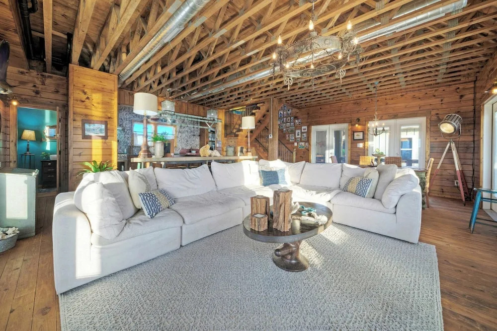 Fish Camp Buyout by Avantstay Unique 6bdr Escape, Private Pool + Views!
