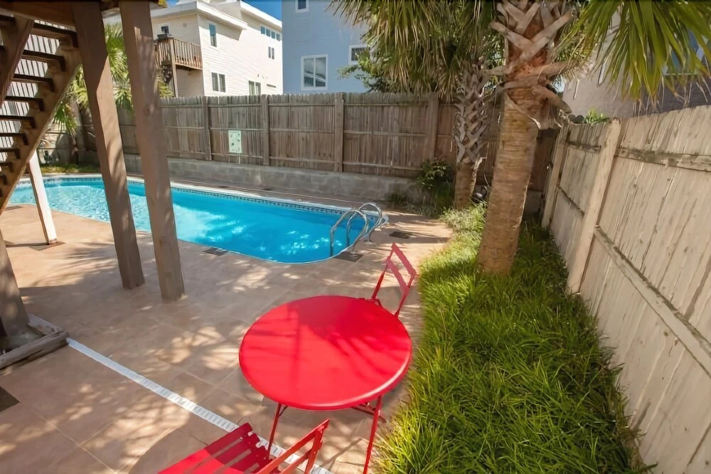 William B. Virginia Beach - 6 Br Home