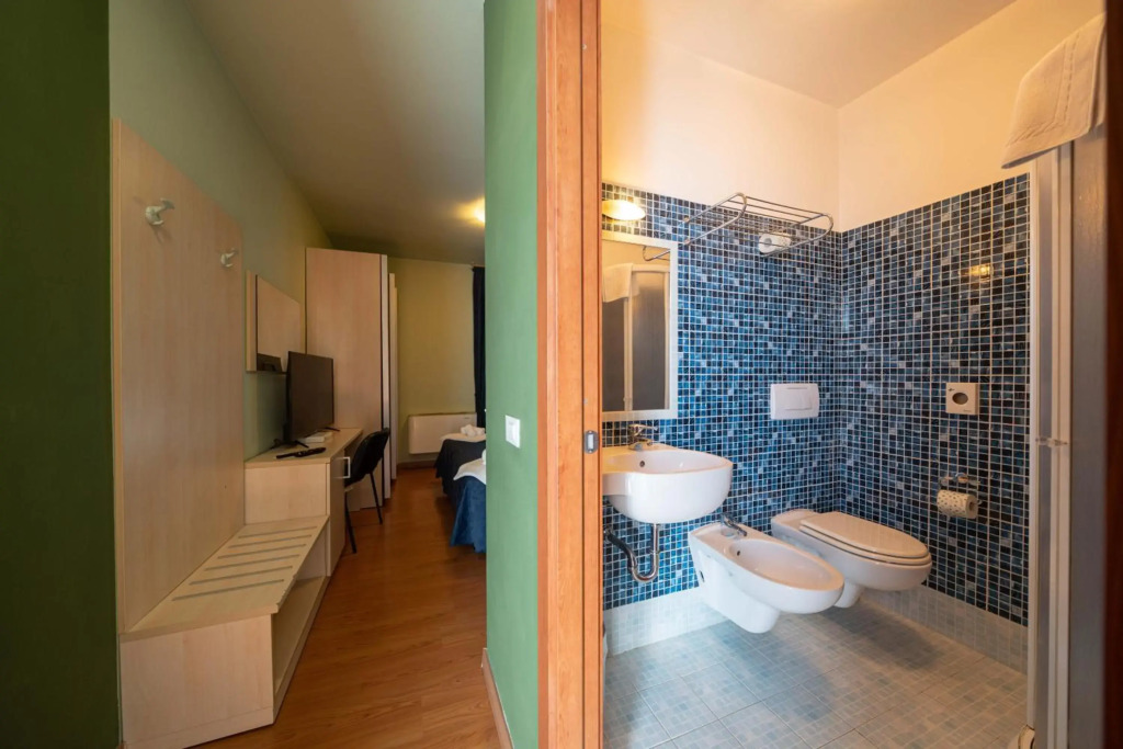 Отель Break House