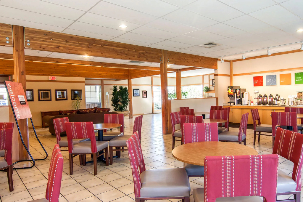 Country Inn & Suites by Radisson, Bend, OR