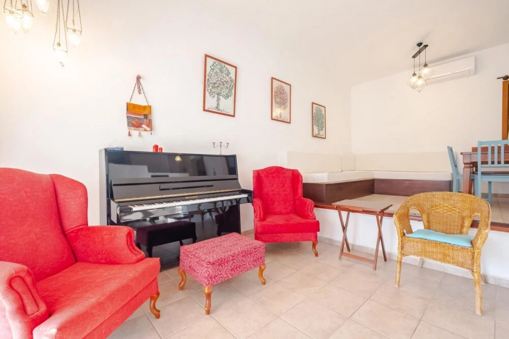 Central House Near Paradise Bay in Bodrum