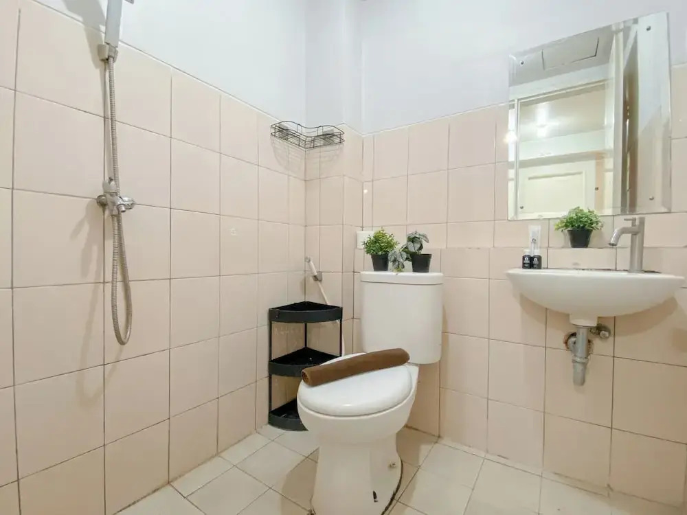 Spacious 3Br At Pakubuwono Terrace Apartment