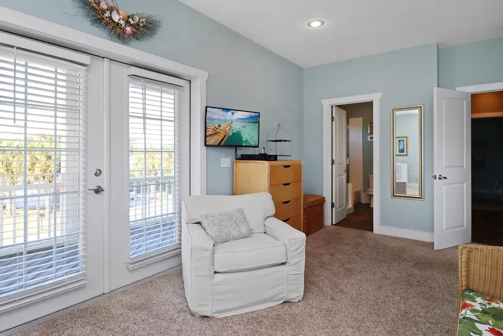 Sea Breeze Manor