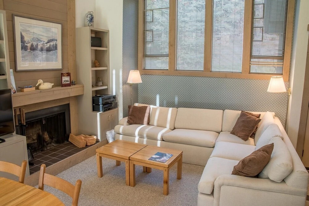 Greyhawk 26 - 2 Br Condo