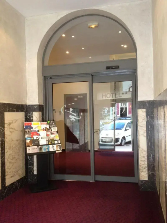 Amadeus Hotel