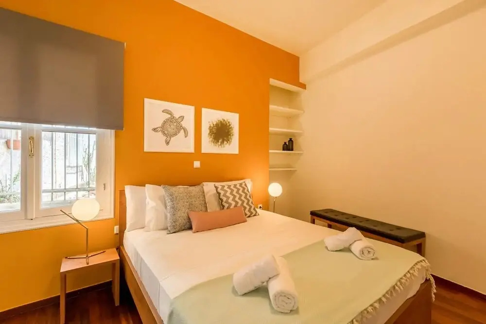 Modernly furnished apartment in Psyri A8