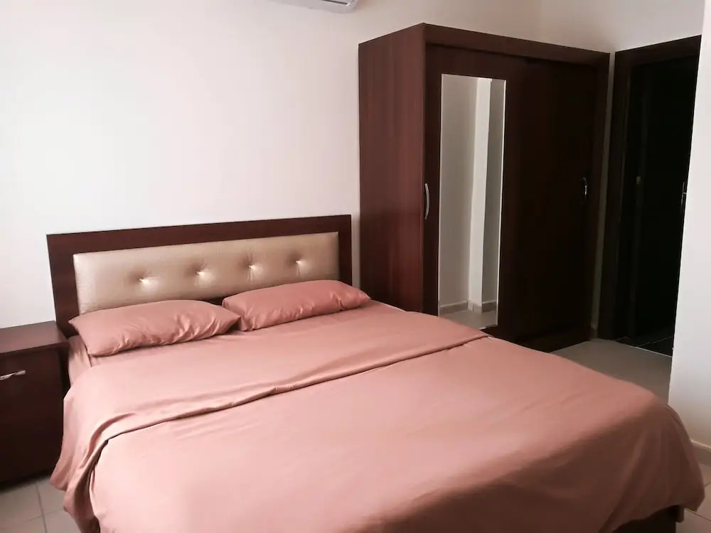 Dair Ghbar Apartment