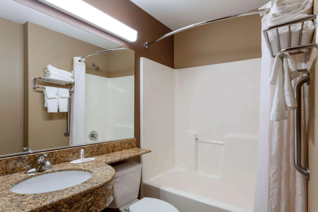 Microtel Inn & Suites by Wyndham Columbia/At Fort Jackson