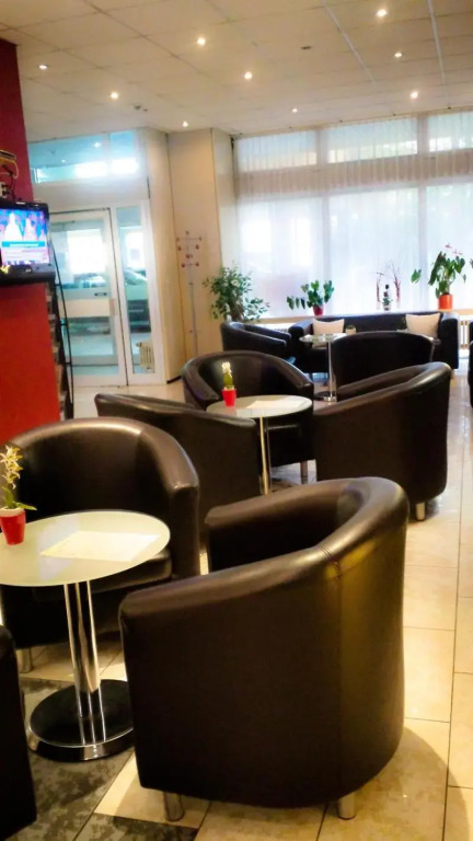 Opal Hotel