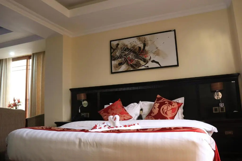 The White Rhino Hotel