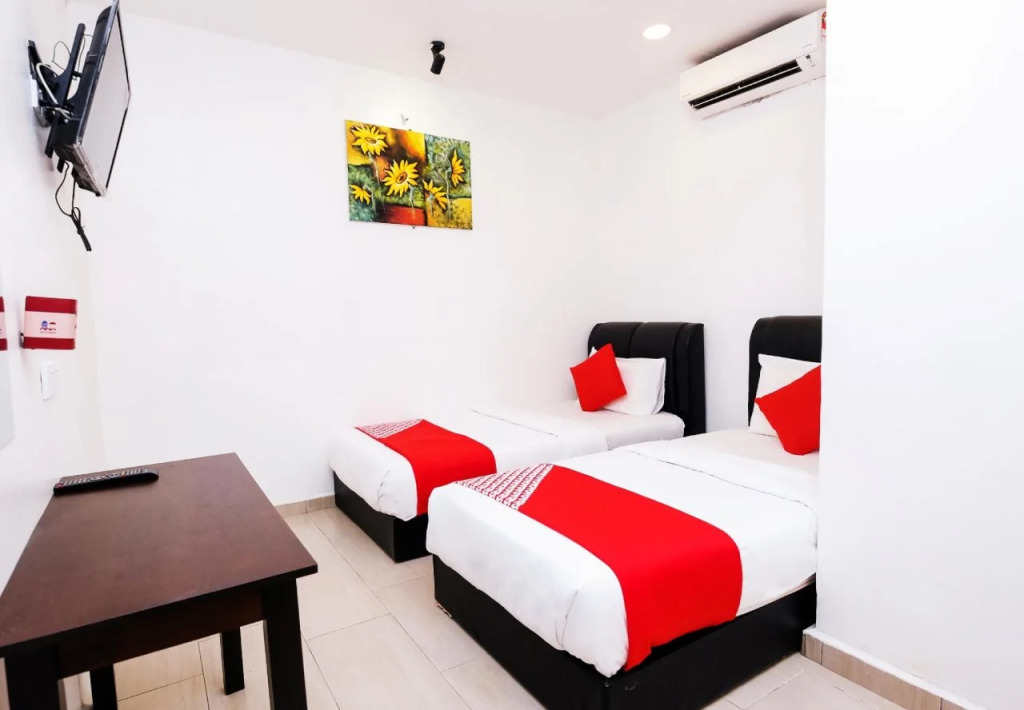 OYO 718 MR J Hotel Wakaf Che Yeh 1