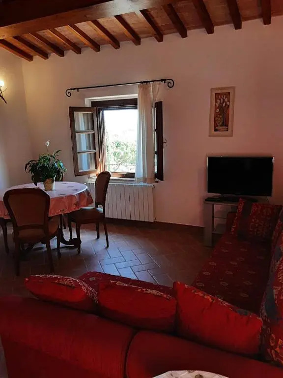 Casa Lisa a Casale Marittimo by Zoom In Earth