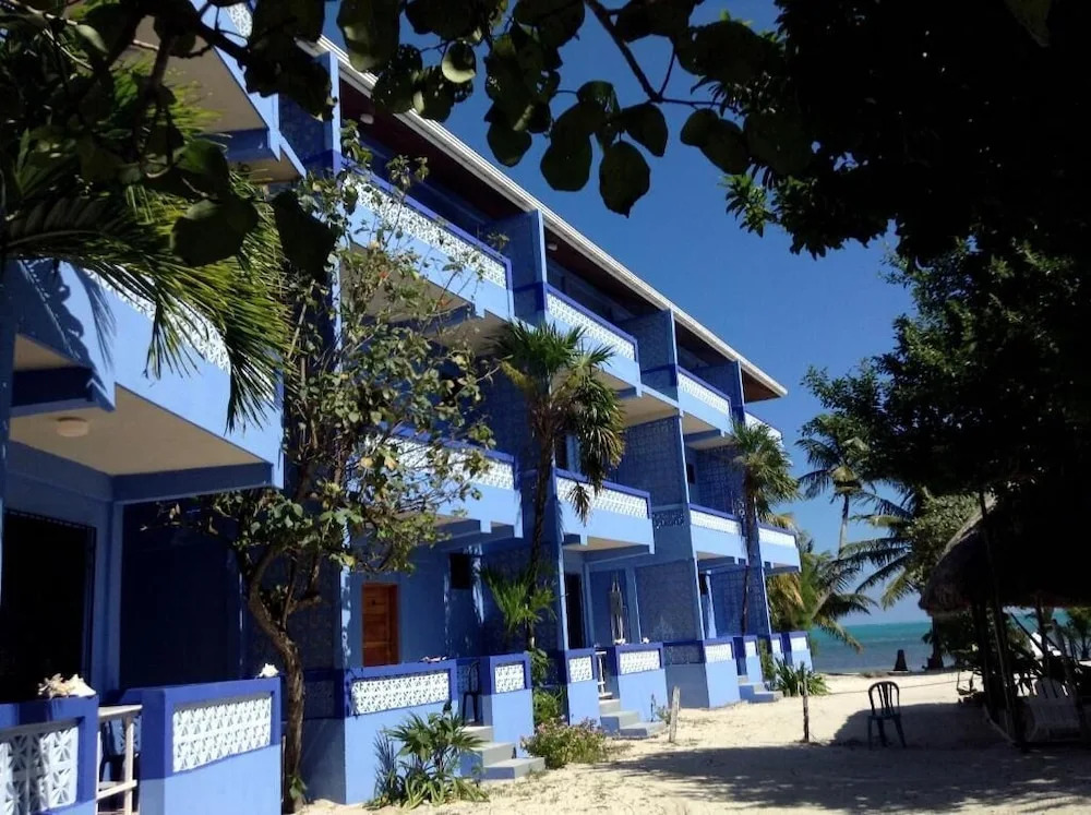 Anchorage Beach Resort Caye Caulker