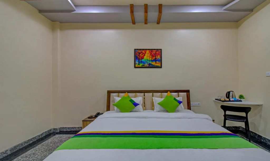 Treebo Royal, Chandrapur