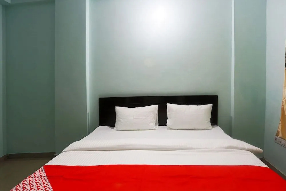 OYO 48551 Hotel Him Jyoti Gurgaon