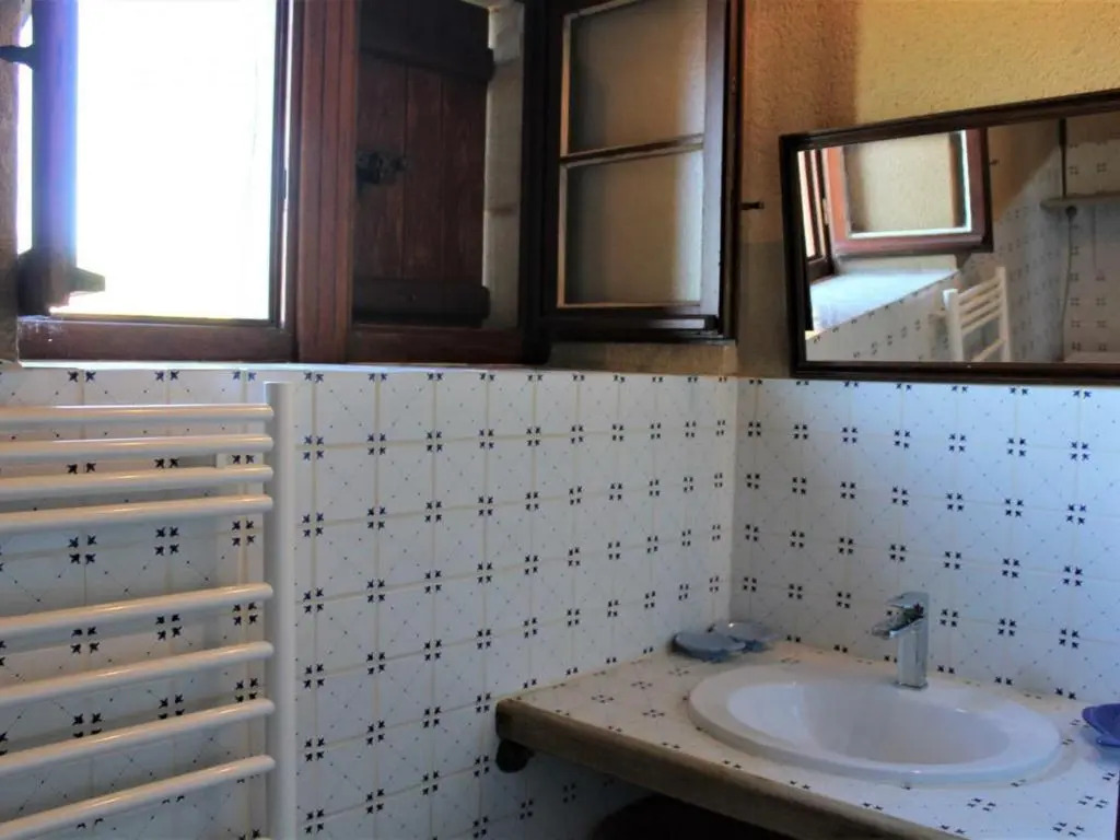 Gîte Salignac-Eyvigues, 4 pièces, 6 personnes - FR-1-616-88