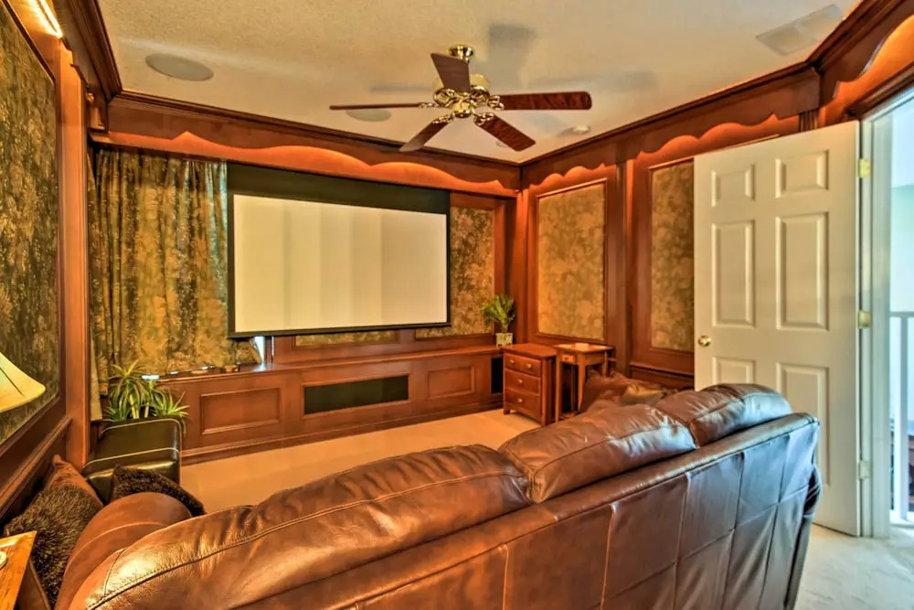 Luxe Terra Verde Villa w/ Theater: 6 Mi to Disney