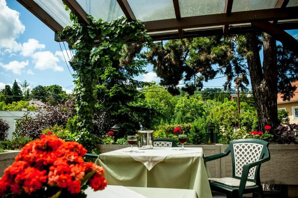 Beatrix Hotel