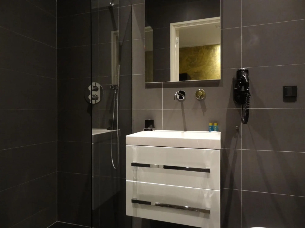 Saras Boutique Hotel