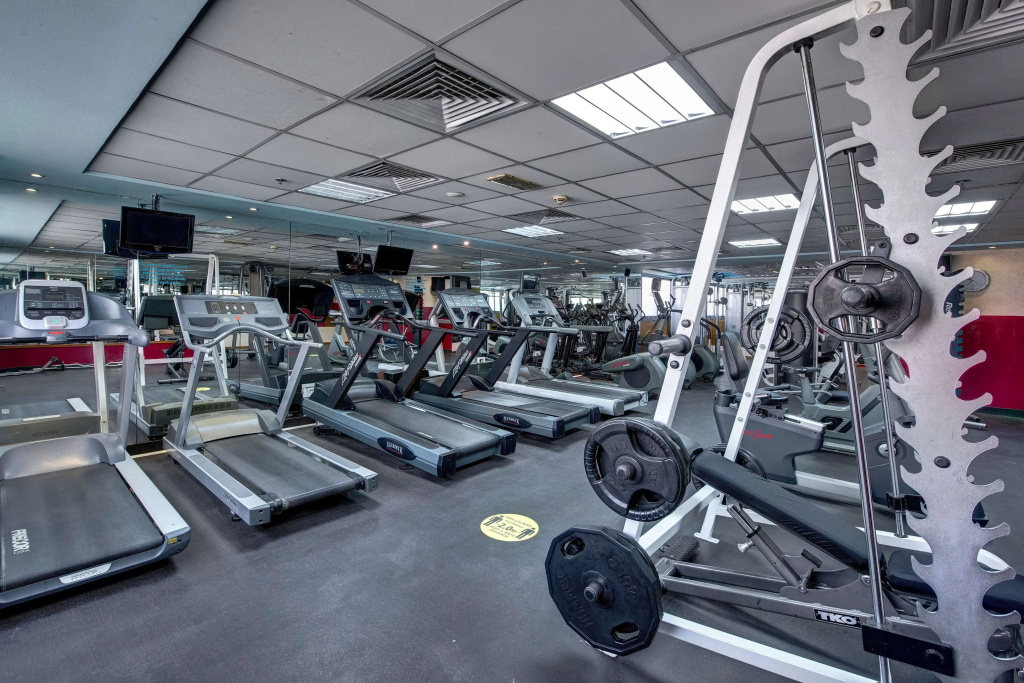 Howard Johnson Plaza by Wyndham Dubai Deira