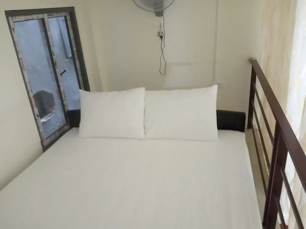 Oyo 755 Thai Son Hotel
