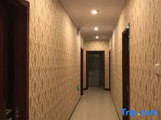 Shunliancheng Hotel, Lixian County