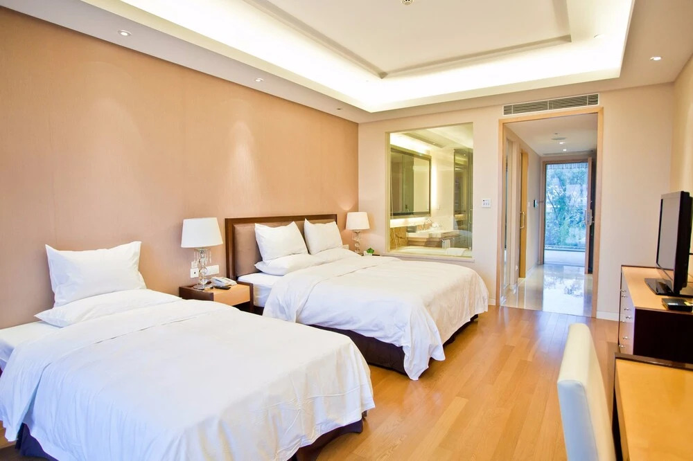 Qiandao Lake Greentown Ling Yun Apartment