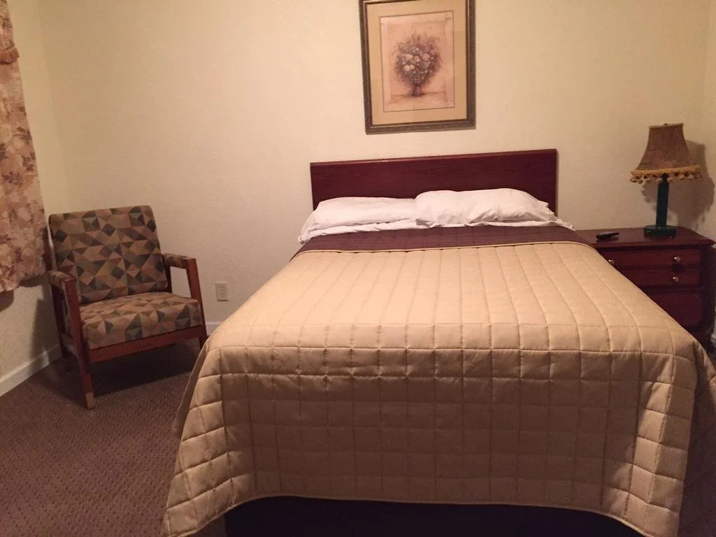 Highland Court Motel