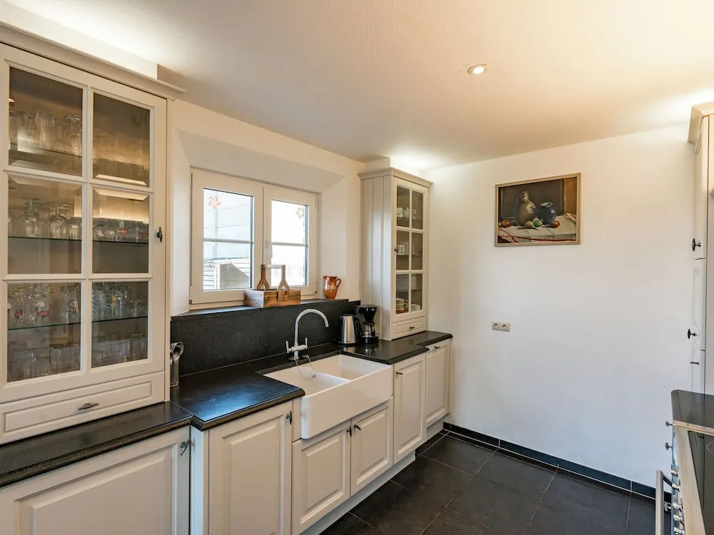 Rural Villa, 4 Kilometres From the Beach
