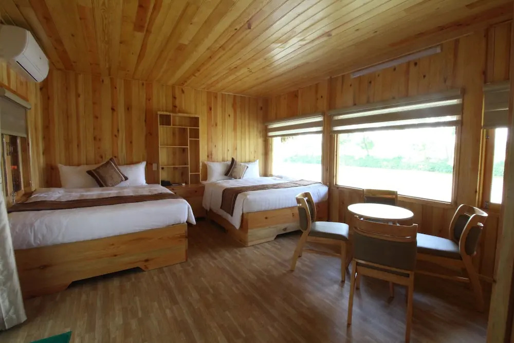 Ha Gia Ecolodge & Riverside