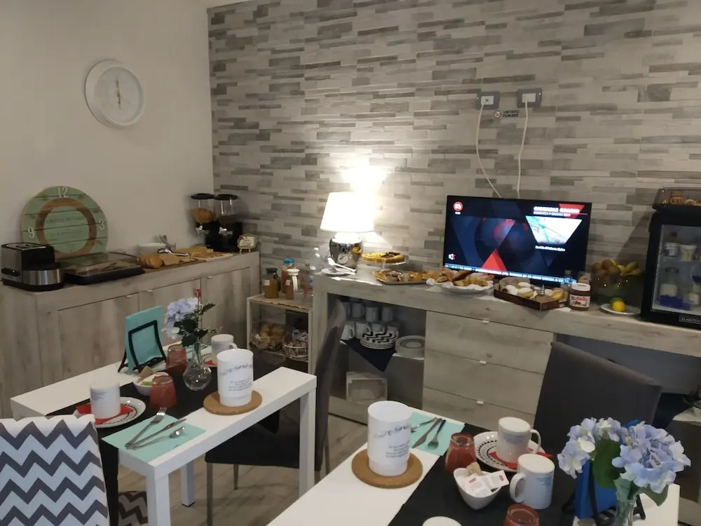 B&B CELESTE