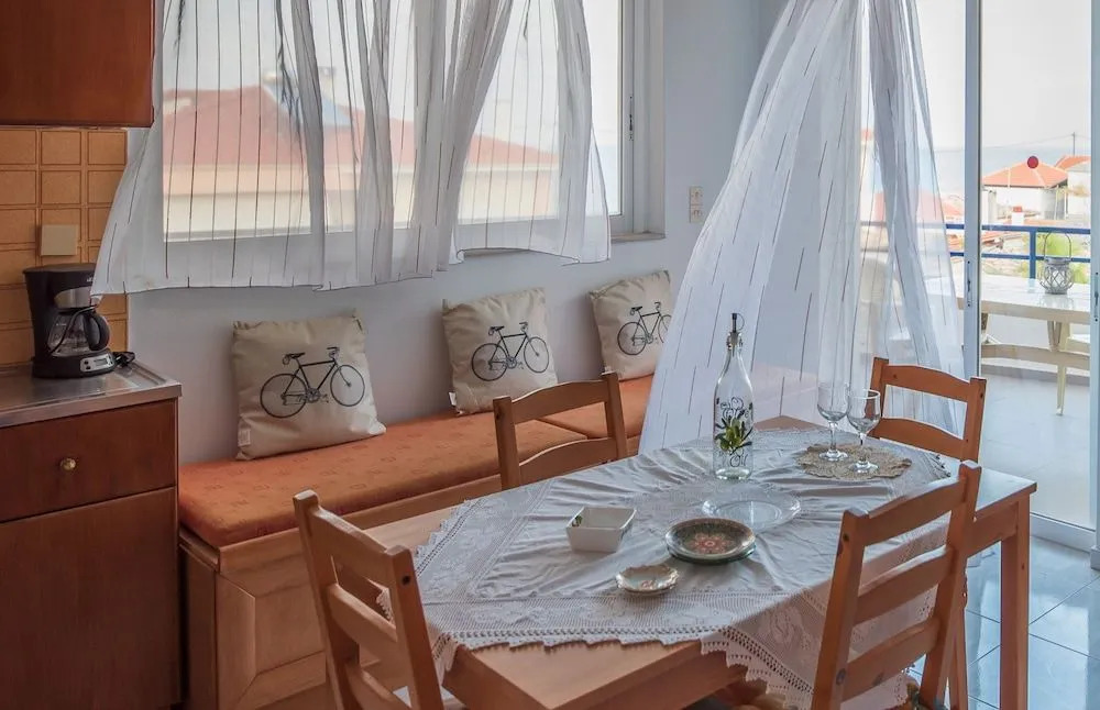 Lykoporia Beach Apartments