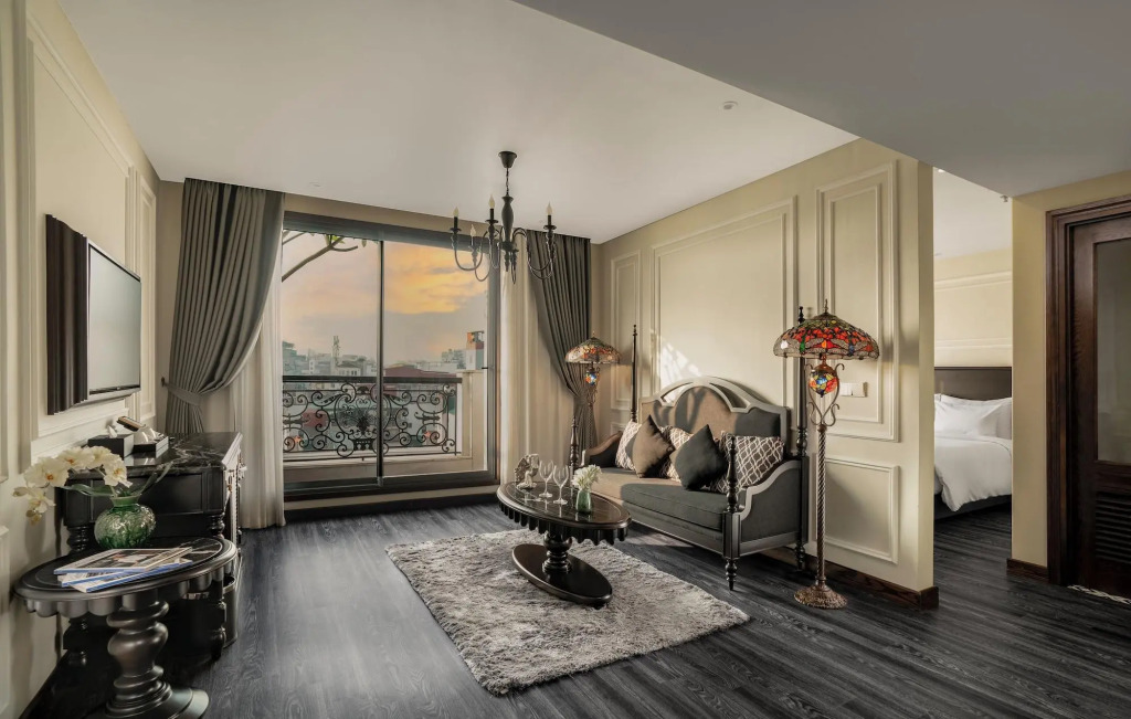 GM Premium Hotel