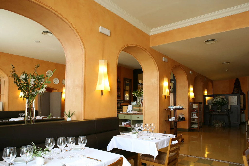 Hotel Bremon by Grup Duquessa