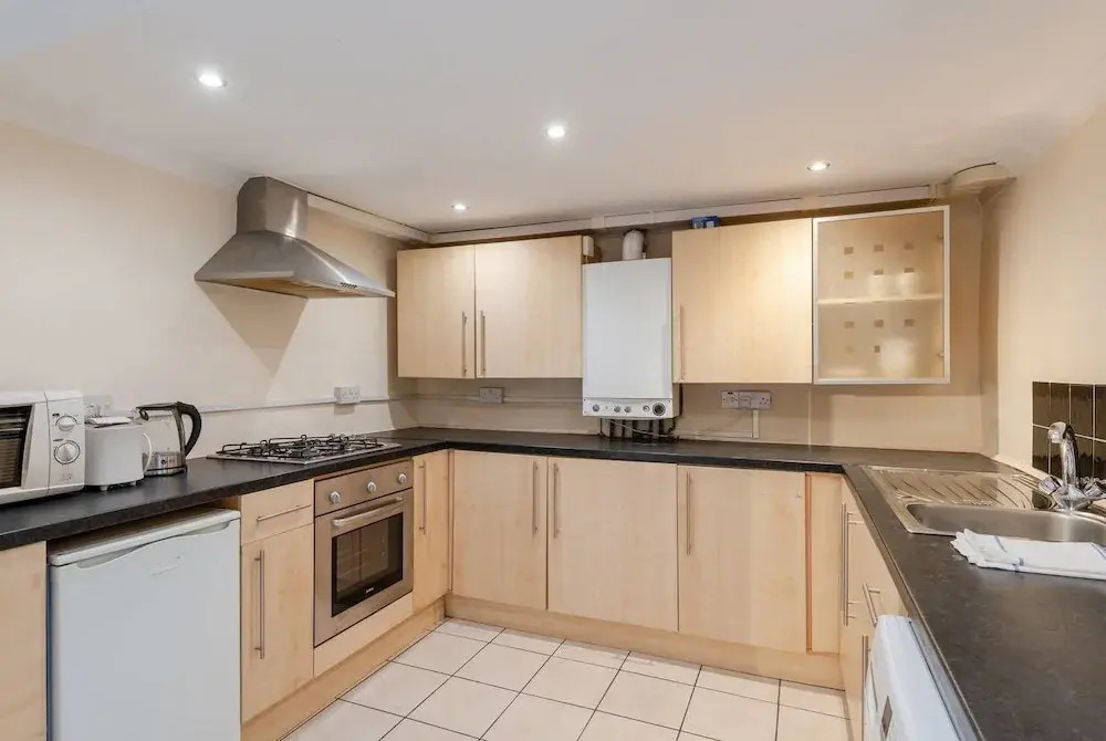 Great 2 Bed, for 3 Guests, 5 Mins to Paddington!