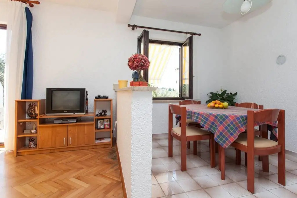 Verudela Apartment Maro
