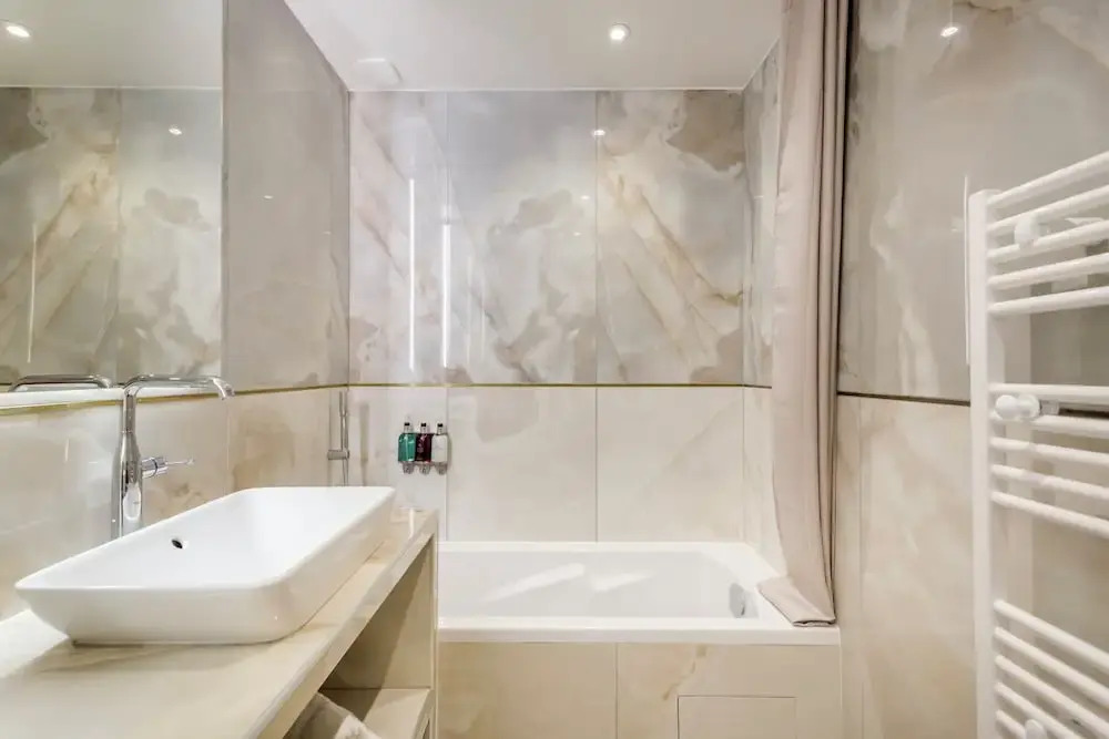 Merveil Luxury Suite - Martin VII