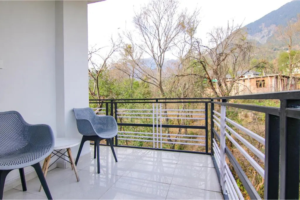 FabHotel Sierra Inn