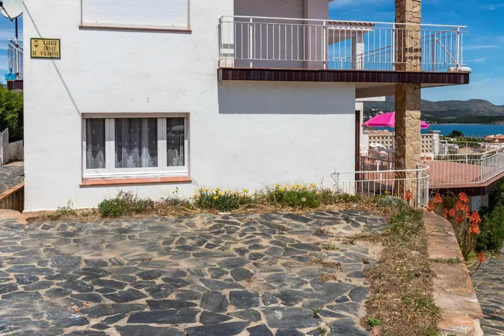 LA FARELLA 63 apartamento con amplia terraza y vistas al mar