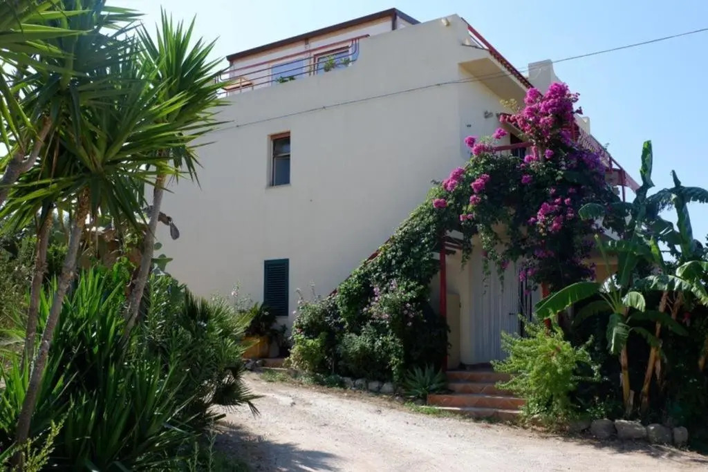 Surra Mediterranean Apartments