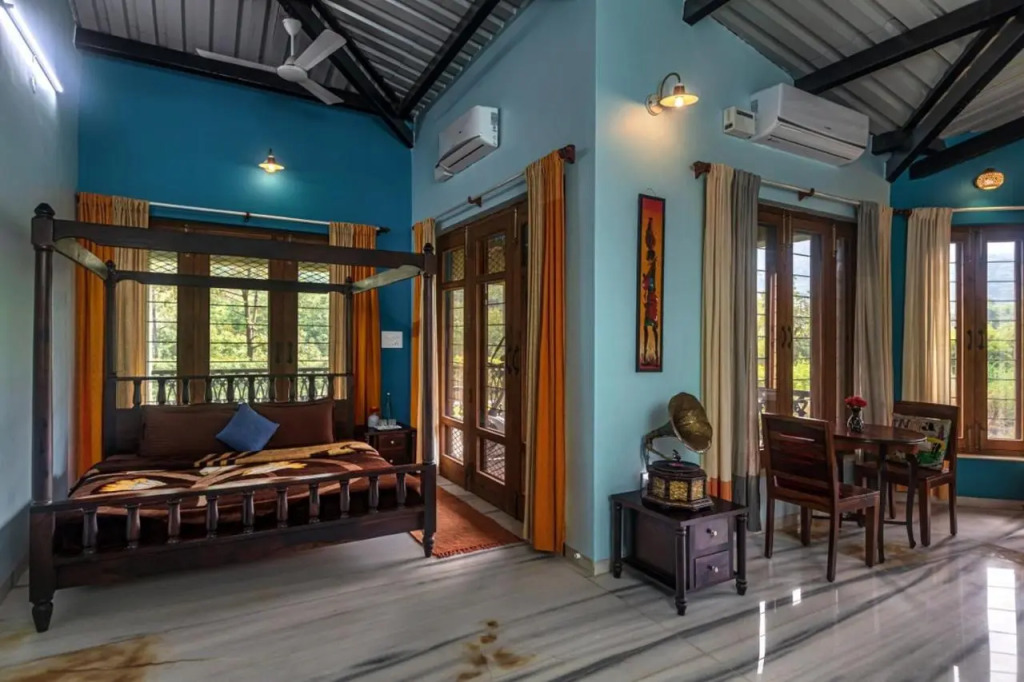 SaffronStays Ambaram - 3BR countryside villa with verandah, bonfire & riverside trails near Imagica & Pali Temple