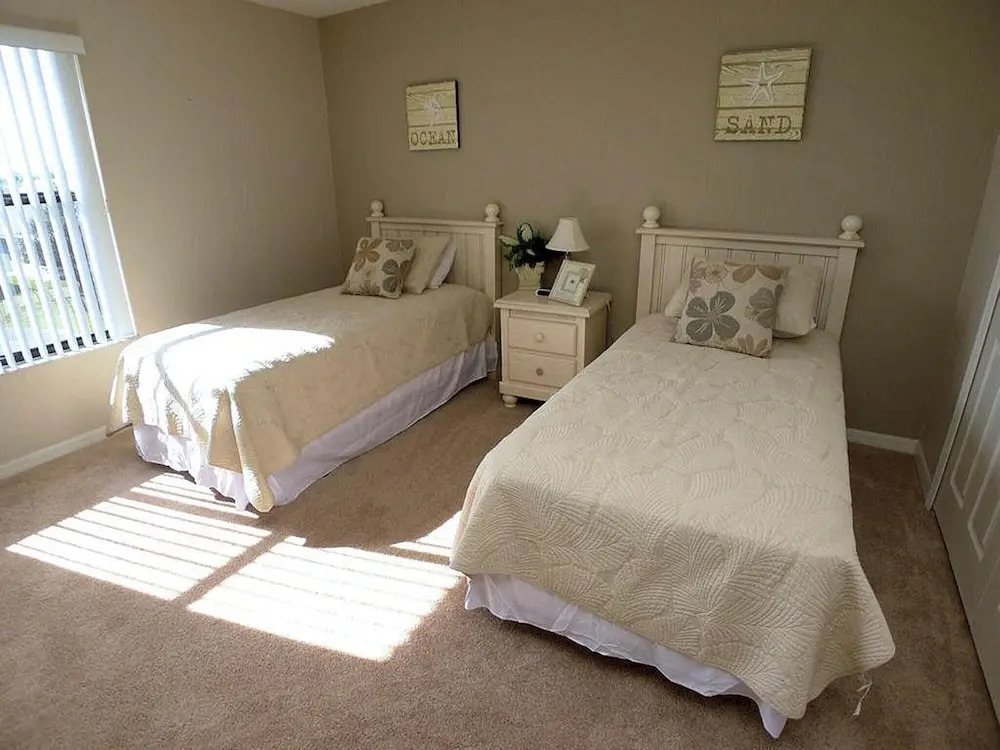 Wonderful 4 Bedroom House in High Grove With its own Swimming Pool