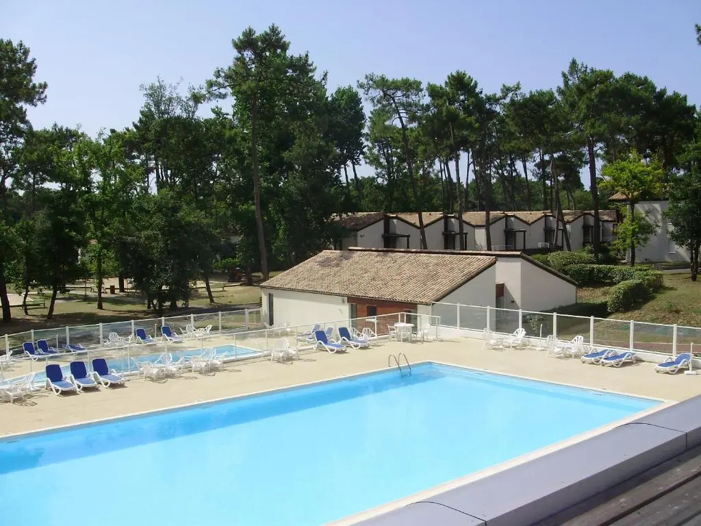 Azureva Club Ronce les Bains
