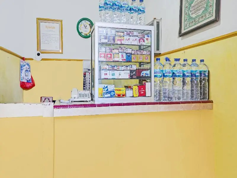 OYO 90286 Prenjak Syariah