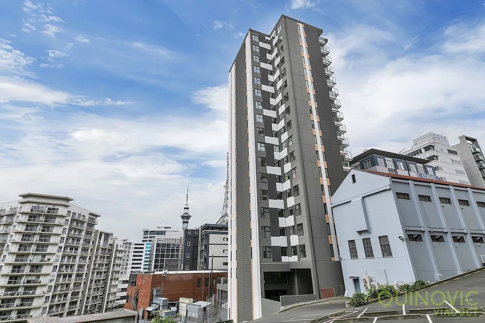 QV Chic Apartment with Amazing Views - 888
