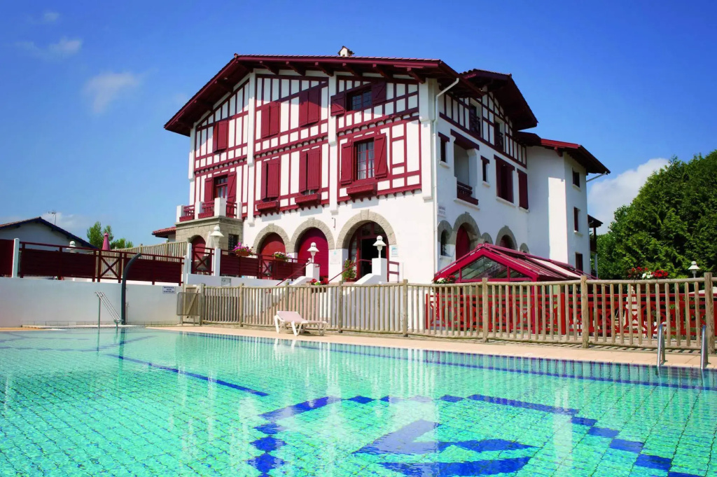 Hôtel & Résidence Vacances Bleues Orhoïtza
