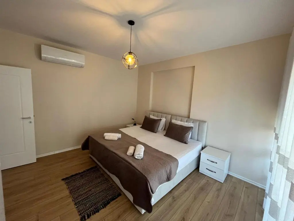 Comfy condo 6 minutes from downtown & Free Parking
