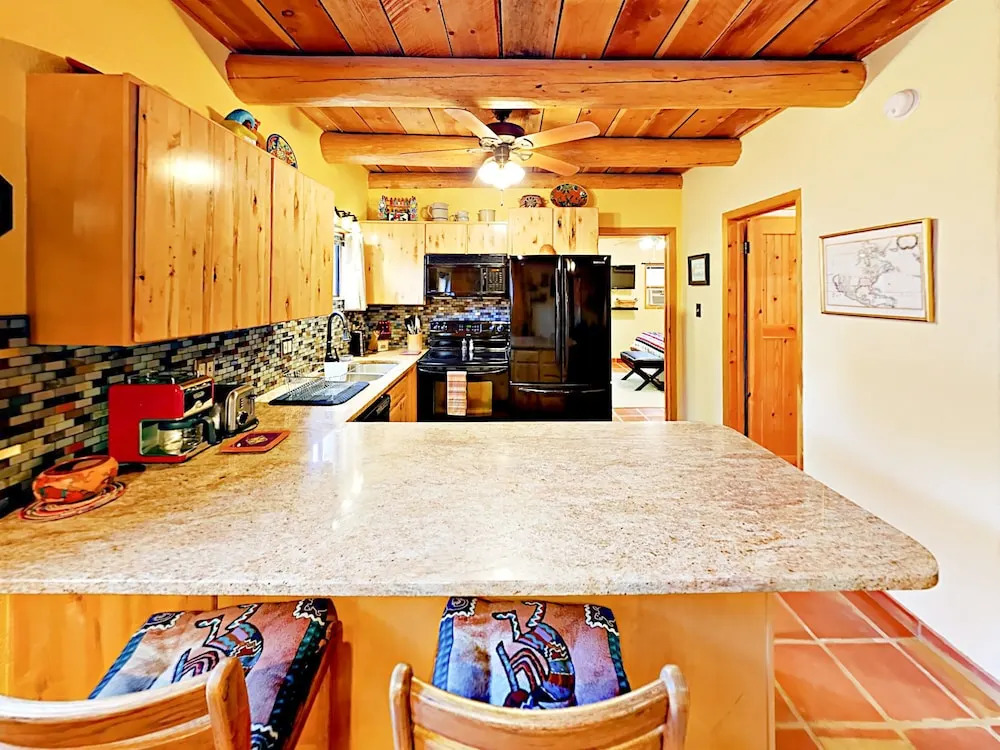 437 Liebert St Home 2 Bedrooms 1 Bathroom Home