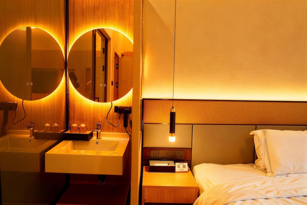 东方翡翠国际酒店Jade Hotel