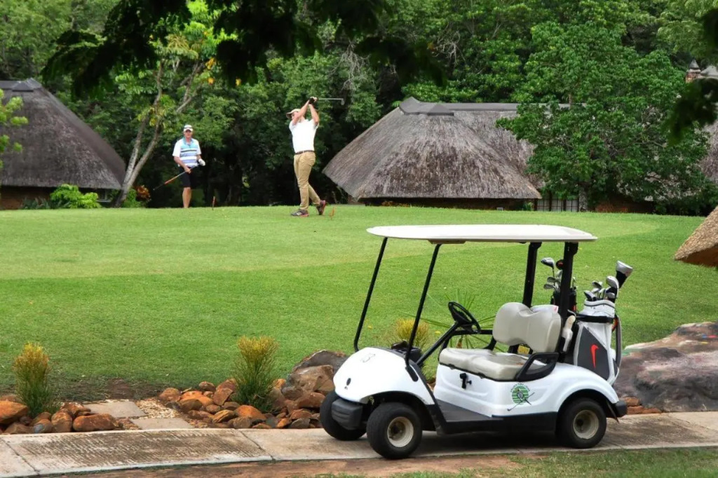 Legend Safaris - Kruger Park Lodge 257B